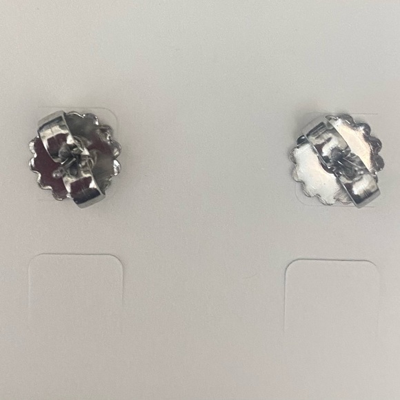 Lia Sophia “EMBRACE” Earrings - Picture 6 of 7